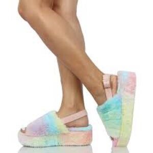 Women’s Liliana Tie Dye Open Toe Fuzzy Slingback Platform Sandals Size 9 US!